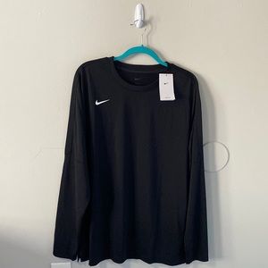 Nike Basketball Men’s Dri-Fit Long Sleeve NWT